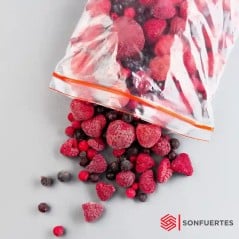 Bolsas herméticas zip para freezer con frutillas congeladas SonFuertes®