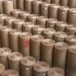 Stock mayorista de bobinas de papel kraft en Papelera Damián, Floresta CABA