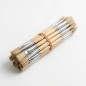Banditas elásticas Flexibands N°40 de 2 mm sujetando un atado de pinceles a granel para reventa