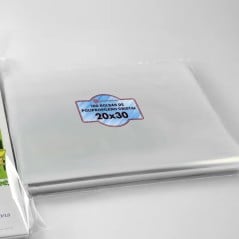 Pack cerrado de 100 bolsas de polipropileno 20x30 cm, con la etiqueta del envase a la vista