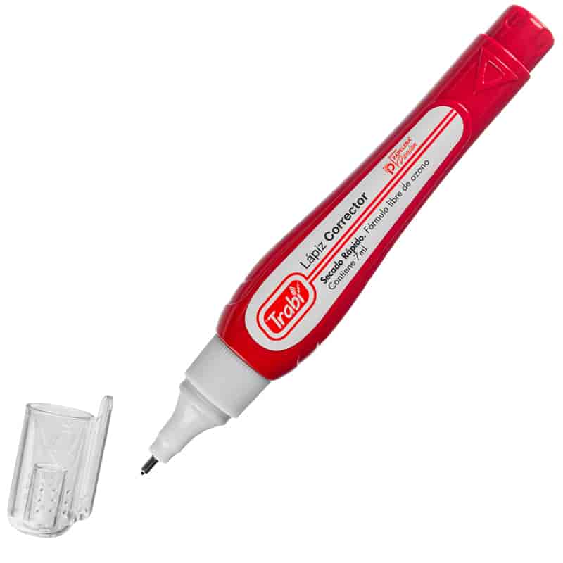 Corrector lápiz Trabi de 7 ml con la tapa sacada y la punta fina de metal a la vista Corrector lápiz Trabi de 7 ml con la tapa sacada y la punta fina de metal a la vista